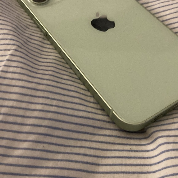iPhone 12 Mini, 64 GB,mint green - Picture 4 of 5